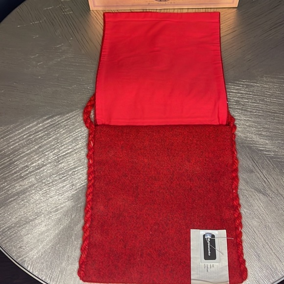 Crossbody Wool Bag - Picture 2 of 11